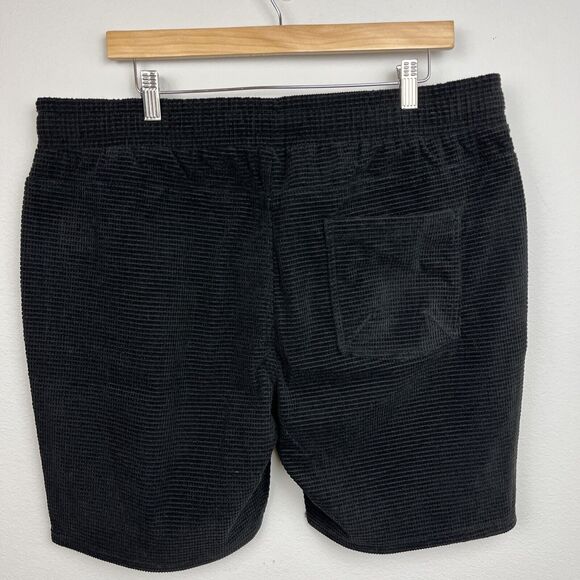 NWT DR ESSENTIALS BLACkK CORDUROY DRAW STRING SHORTS MENS SZ XL MSRP $58 - Picture 3 of 13